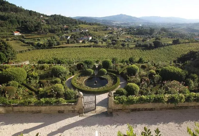Paço De Calheiros   Turismo De Habitação
