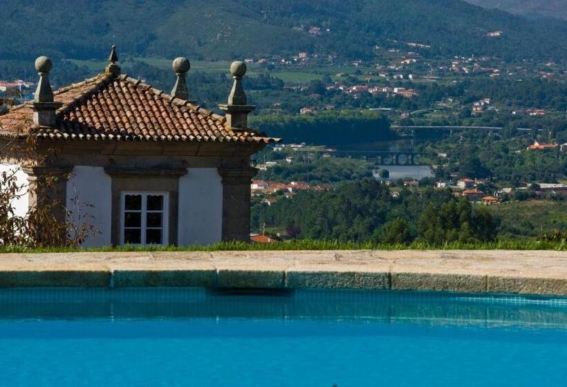 Paço De Calheiros Turismo De Habitação