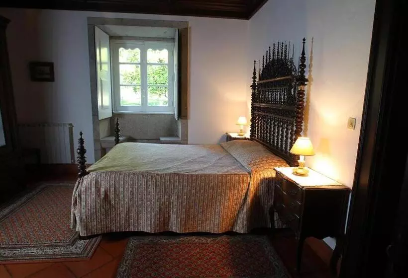 Paço De Calheiros   Turismo De Habitação