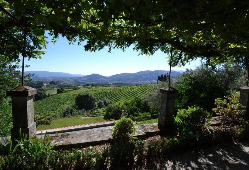 Paço De Calheiros Turismo De Habitação