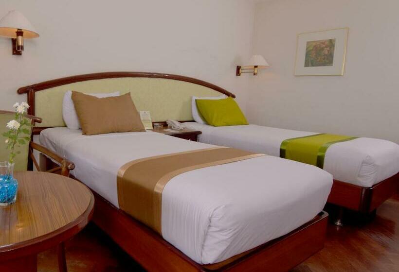 Jatinangor National Golf & Resort