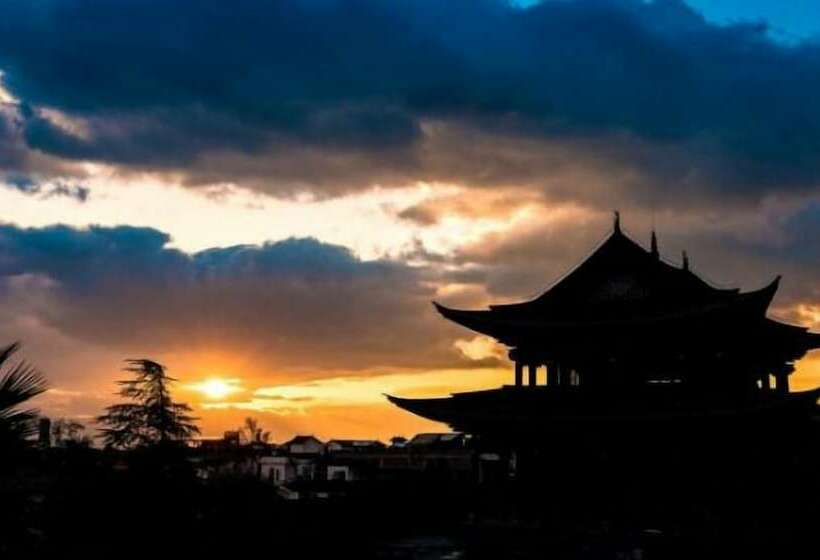 Floral Hotel Dali Ruiyuan