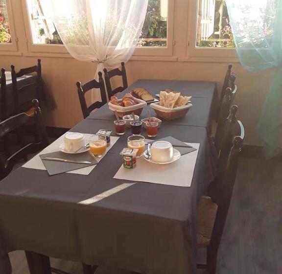 בית מלון כפרי Des Voyageurs