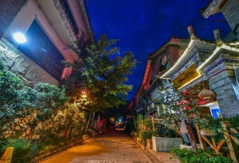 Floral Hotel Dali Ruiyuan