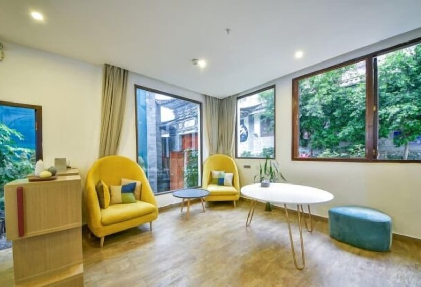 Floral Hotel Dali Ruiyuan