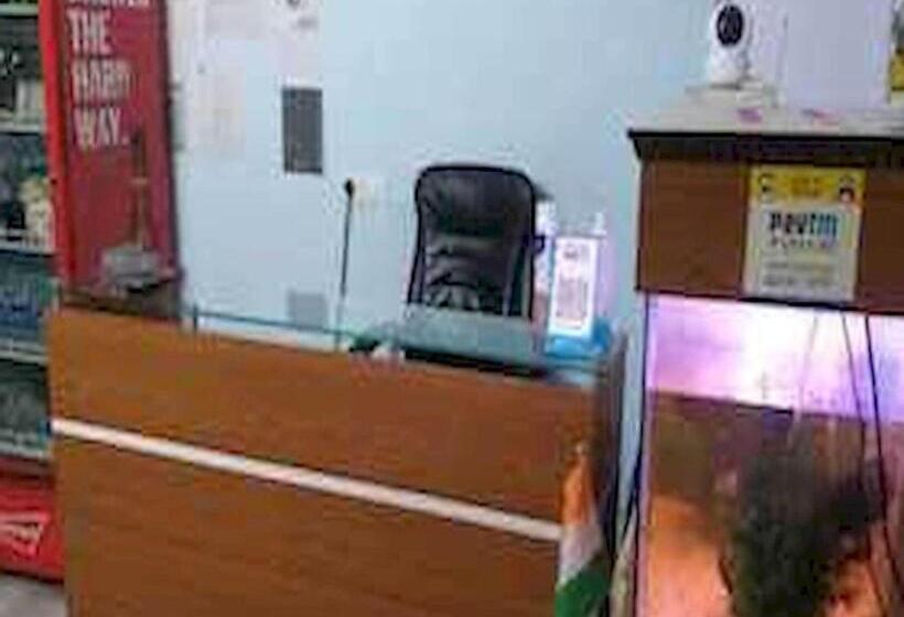 Hotell Oyo 73360 Surya Kiran Inn