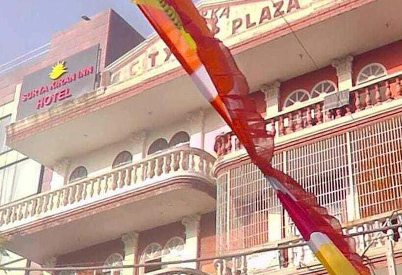 Hotell Oyo 73360 Surya Kiran Inn