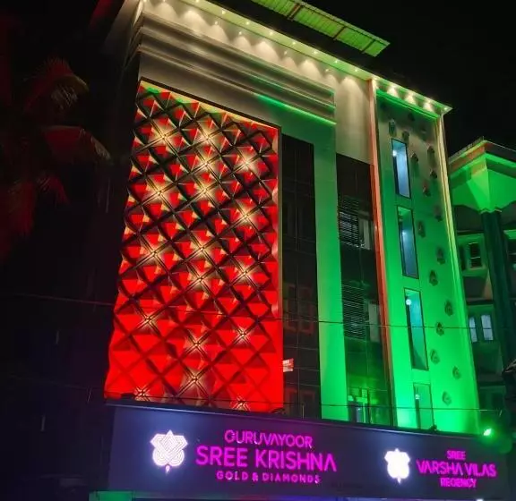 ホテル Treebo Sree Varshavilas Regency, 500 Mtrs From Guruvayoor Temple