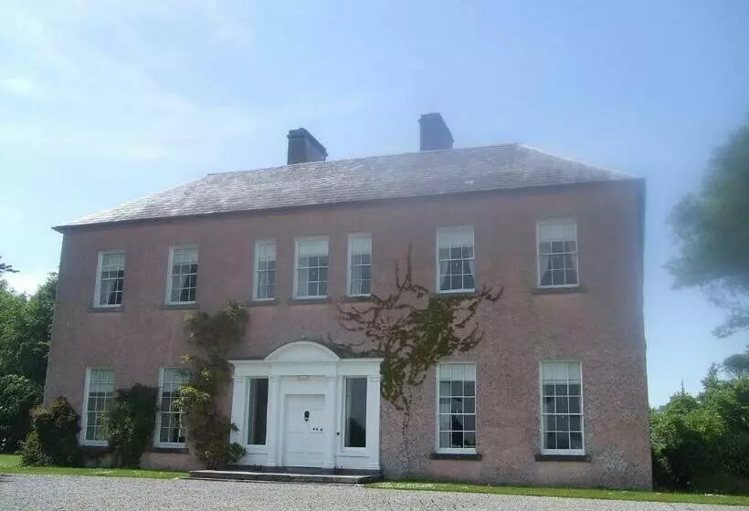 Majatalo Enniscoe House