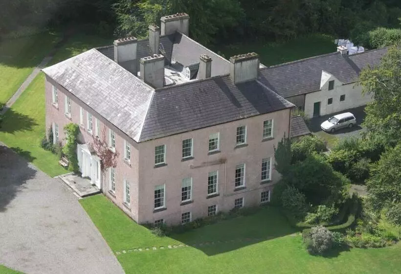 Majatalo Enniscoe House