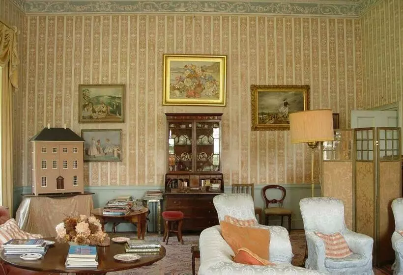 Majatalo Enniscoe House