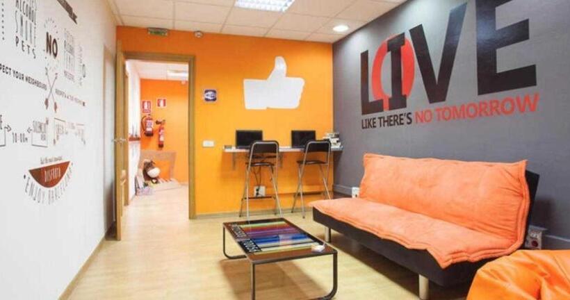 پانسیون Hb Hostel