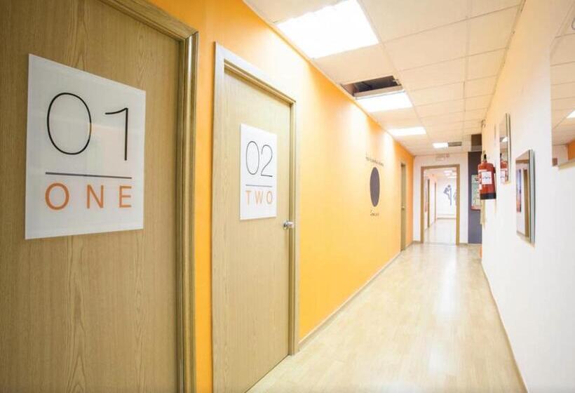 پانسیون Hb Hostel