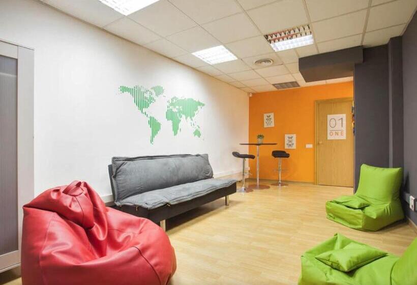 پانسیون Hb Hostel