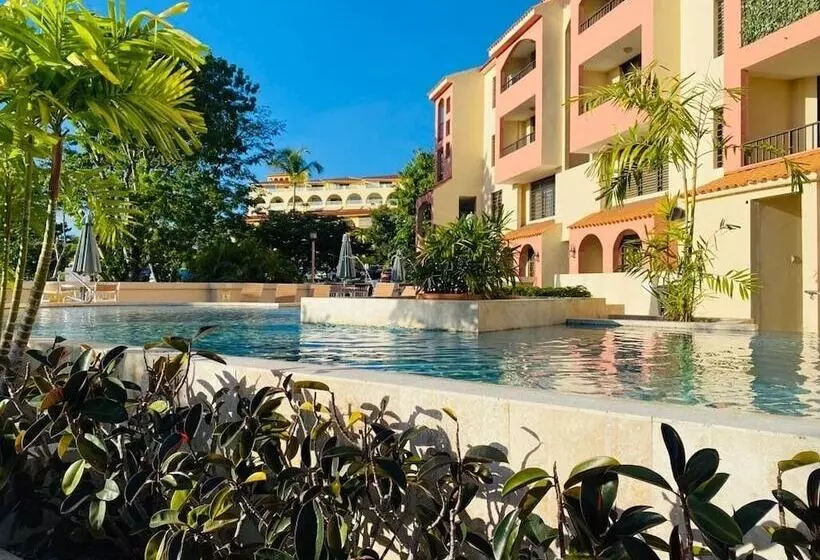 The Village At Palmas Del Mar