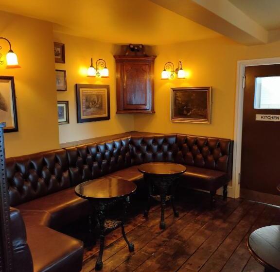 فندق صغير The Fountain Inn