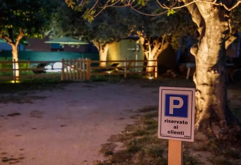 Aamiaismajoitus (B&B) Villa Santa Lucia