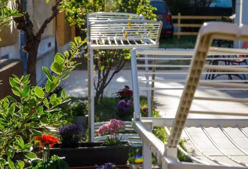 Aamiaismajoitus (B&B) Villa Santa Lucia