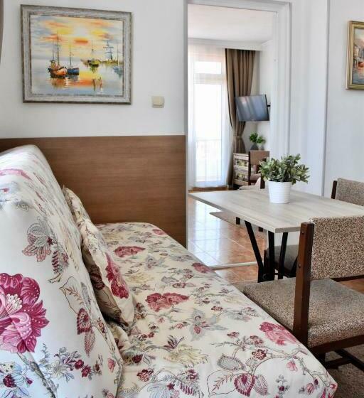 Family Hotel Apolonia