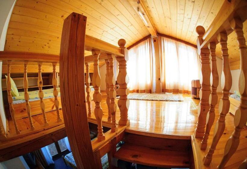 Family Hotel Nadejda