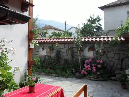 Family Hotel Nadejda