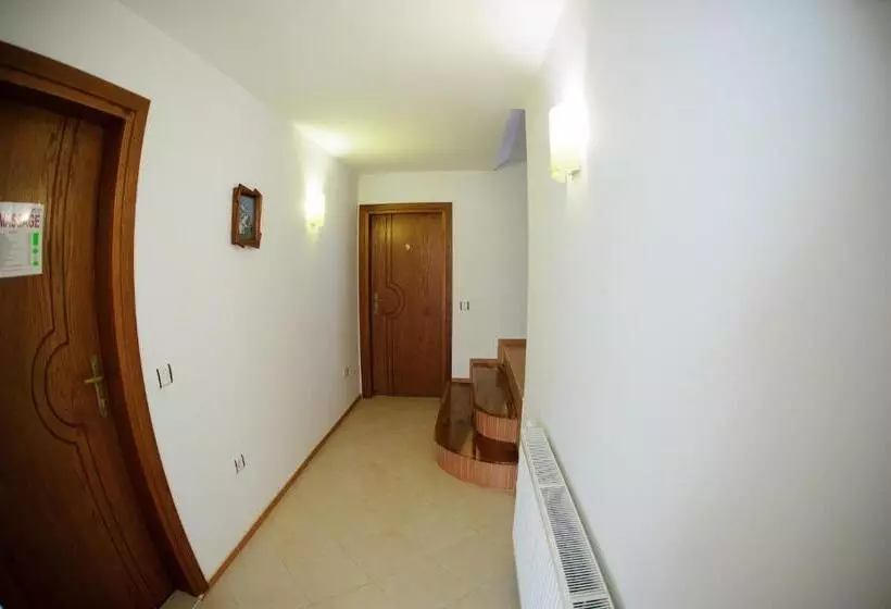 Family Hotel Nadejda