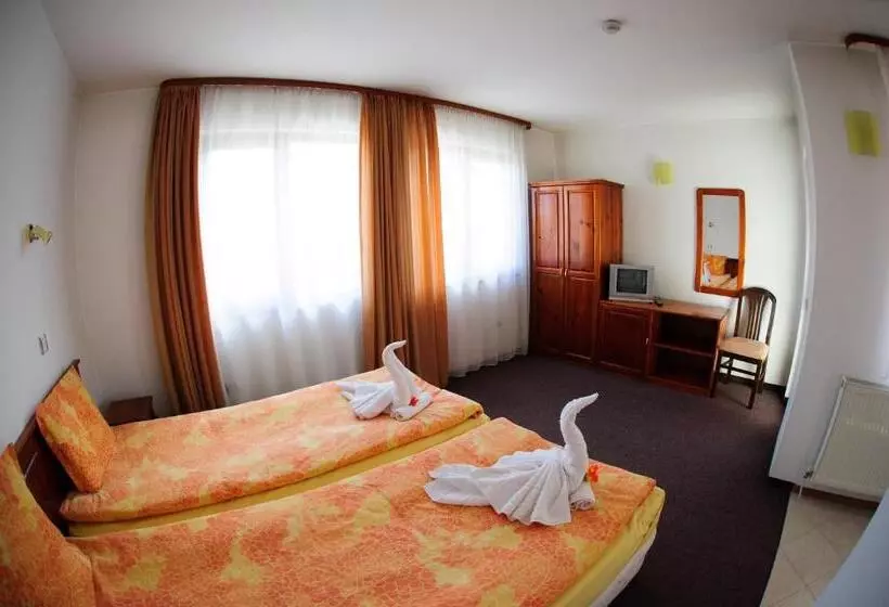 Family Hotel Nadejda