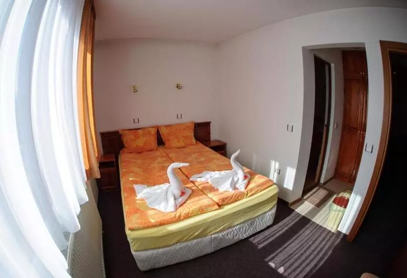 Family Hotel Nadejda