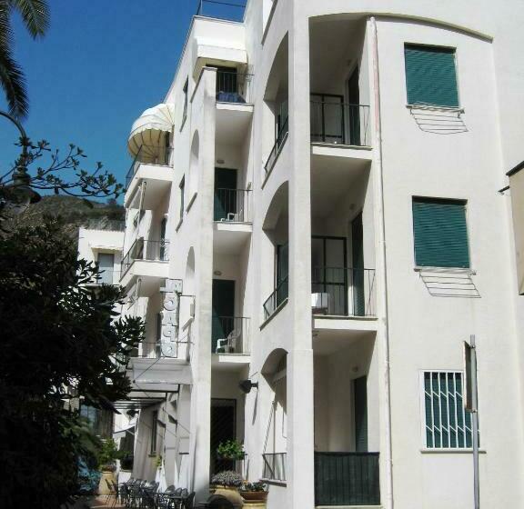 בית מלון כפרי Al Capo