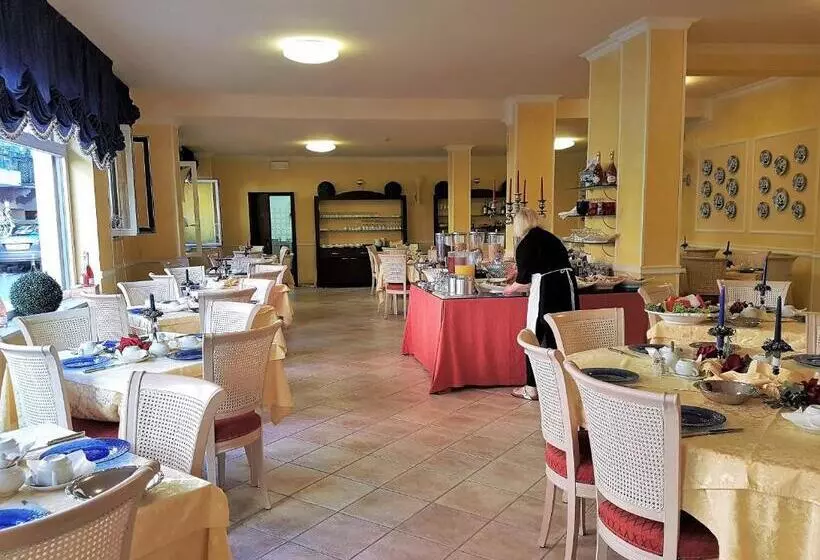 هتل Albergo Fiorita