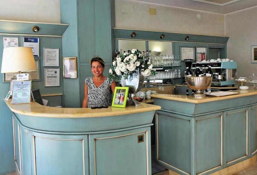 Szálloda Albergo Fiorita