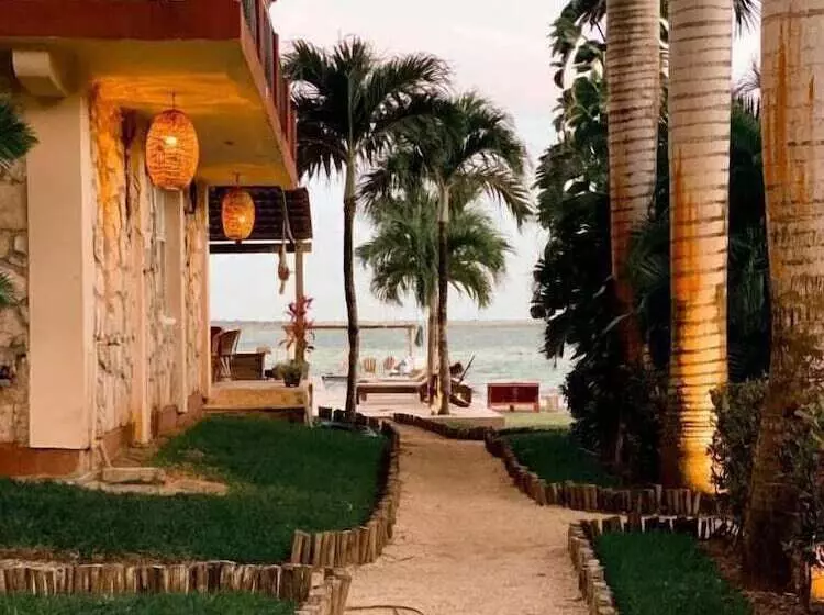 Hotelli Casabakal   A Pie De Laguna   Bacalar