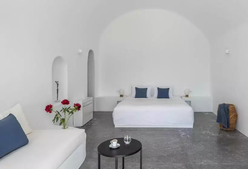 هتل Chelidonia Luxury Suites