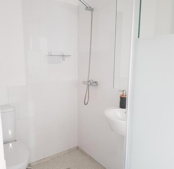 هتل Cool Guest House