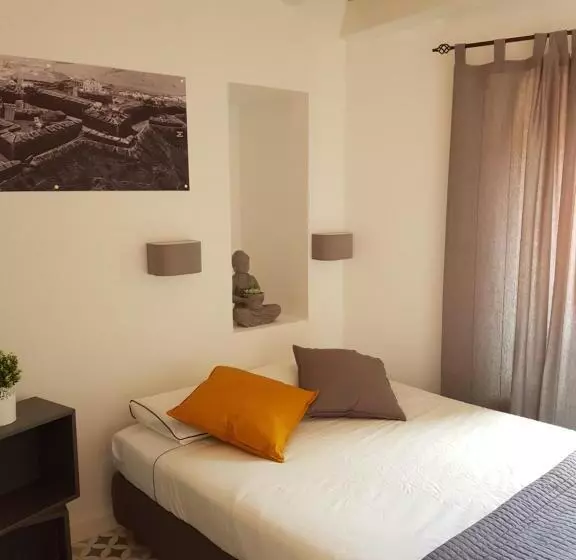 Hotelli Cool Guest House