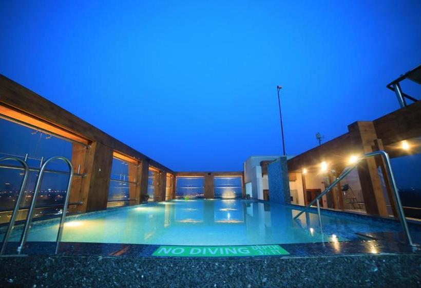 فندق La, New Delhi