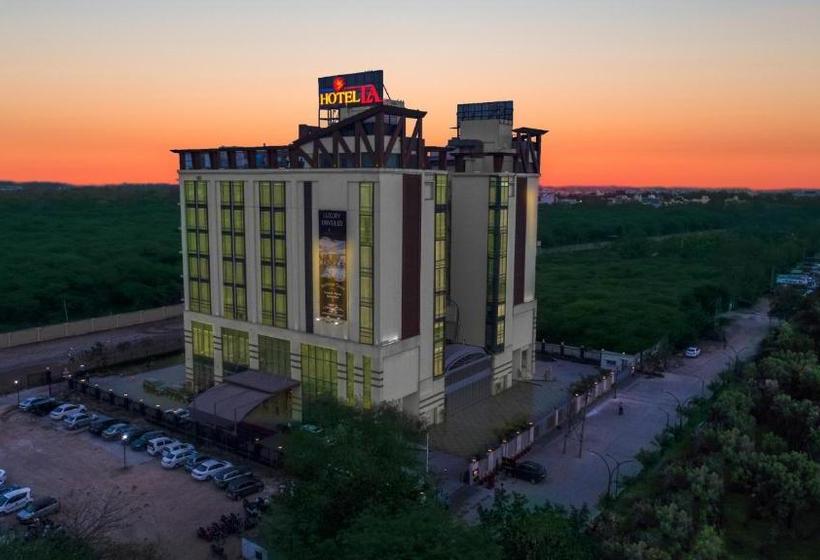 فندق La, New Delhi