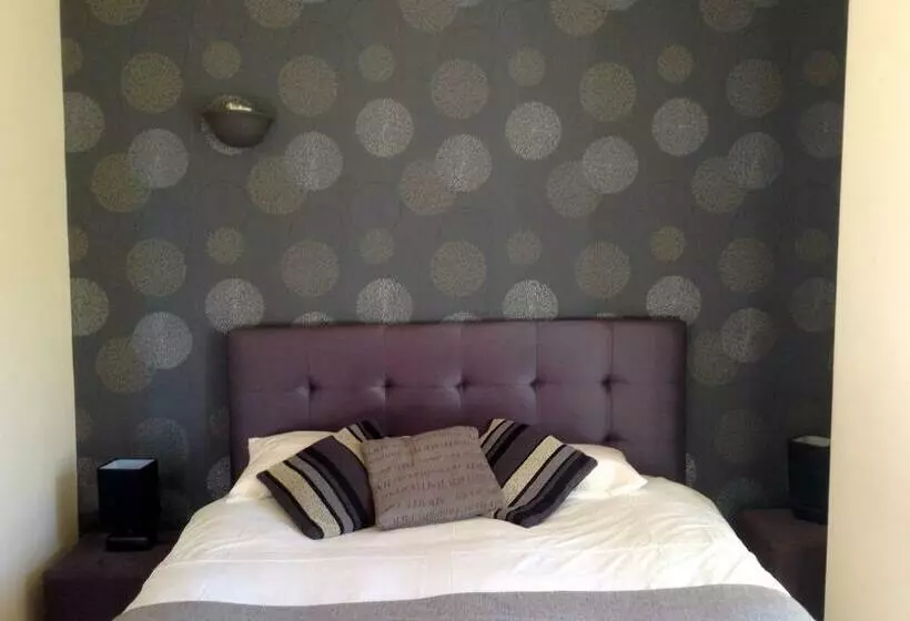 Hotelli L'hôtel Du Périgord