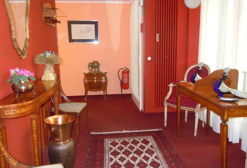 فندق Swiss Lodge Nassa Garni