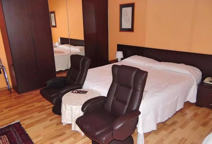 ホテル Swiss Lodge Nassa Garni