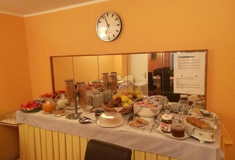 فندق Swiss Lodge Nassa Garni