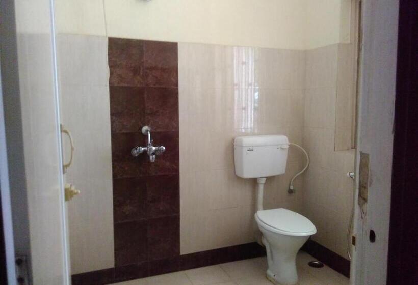 ペンション Lake Land Guest House