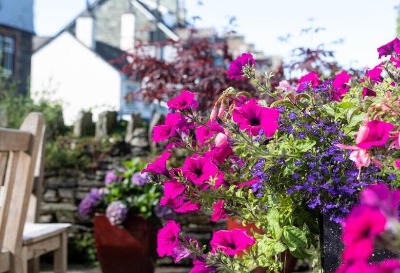 بنسيون Norwood House