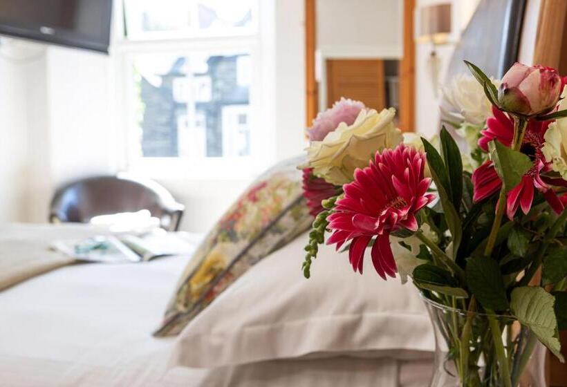 بنسيون Norwood House