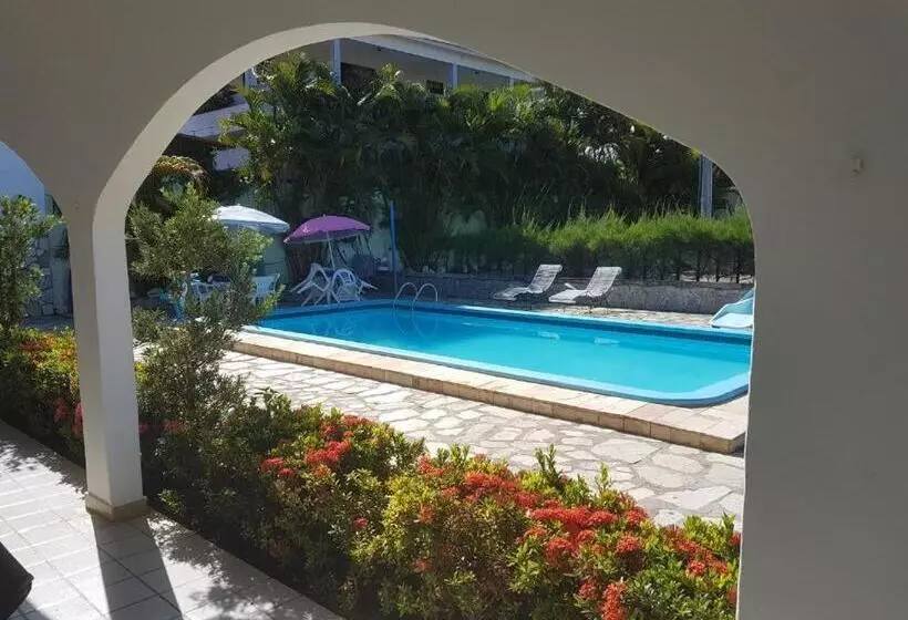 ペンション Pousada Dos Arcos E Condomínio