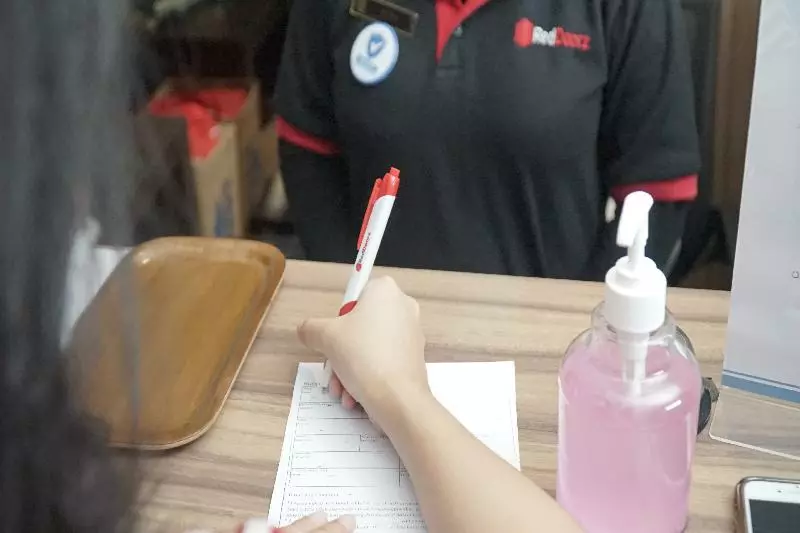 Majatalo Reddoorz Plus At Pitagiri Gbk Senayan