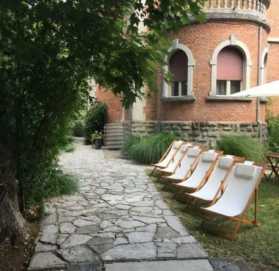 پانسیون Rooms Portorose Center