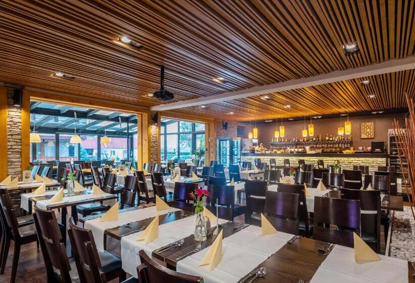 منتجع Via Jasna Wellness Apartments