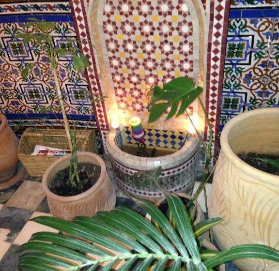 Riad Dar Nakhla Naciria