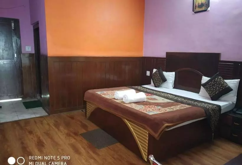 Hotelli Deepraj, Kausani